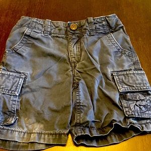 Gap kids cargo shorts, size 4T, navy